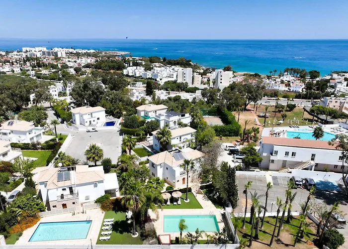 Villa Greenway - Large Private Pool Protaras