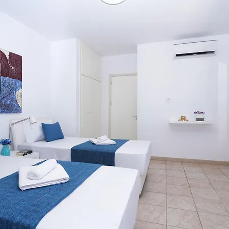 Greenway - Large Private Pool Villa