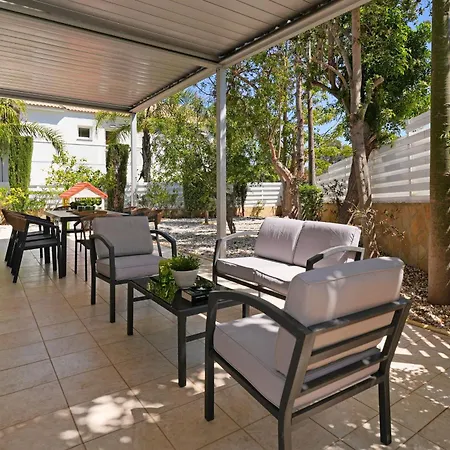 Greenway - Large Private Pool Villa Protaras