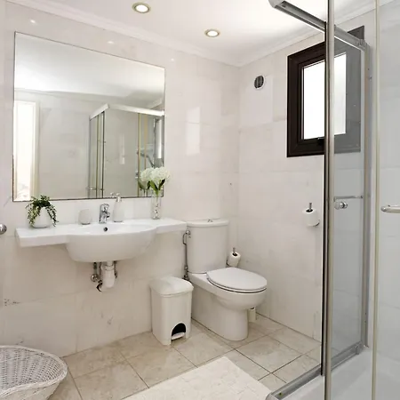 Greenway - Large Private Pool Protaras