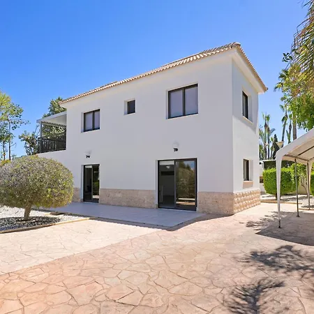 Villa Greenway - Large Private Pool