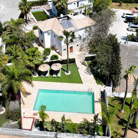 Greenway - Large Private Pool Villa Protaras