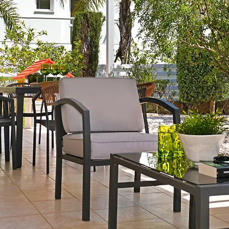 Greenway - Large Private Pool Villa