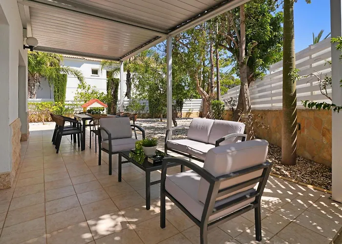 Greenway - Large Private Pool 빌라 프로타라스