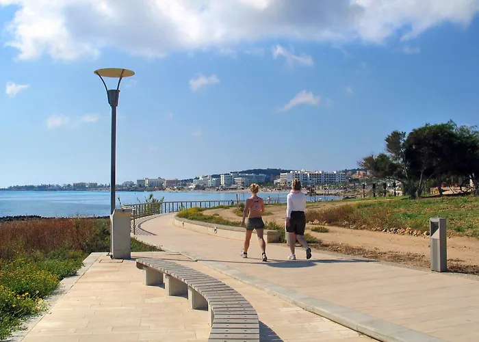 Villa Greenway - Large Private Pool Protarász